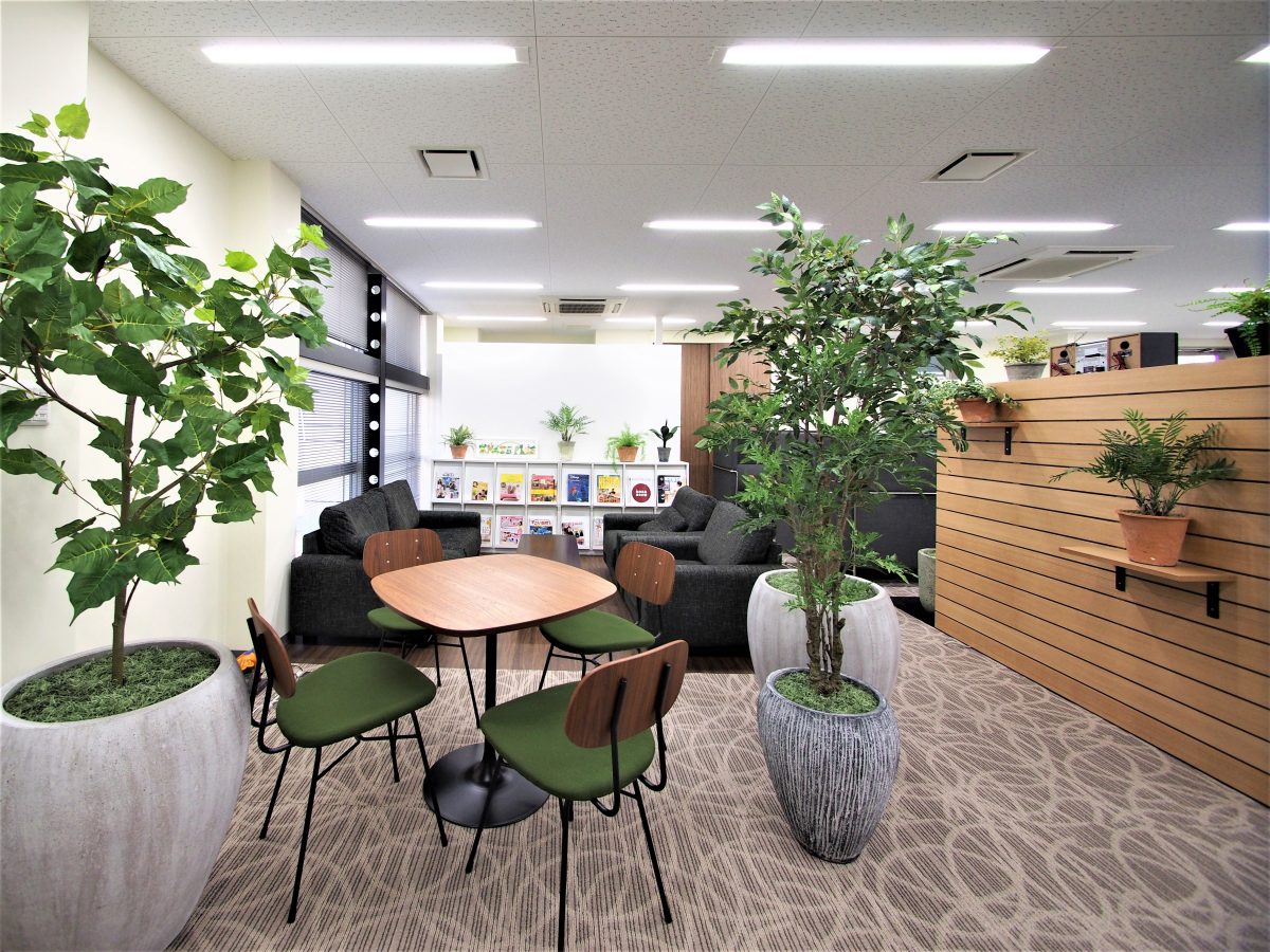 株式会社アメイズプラス様|オフィスデザイン施工事例